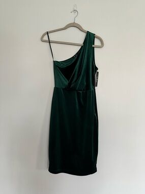 Lulu's One-Shoulder Emerald Velvet Cocktail Dress